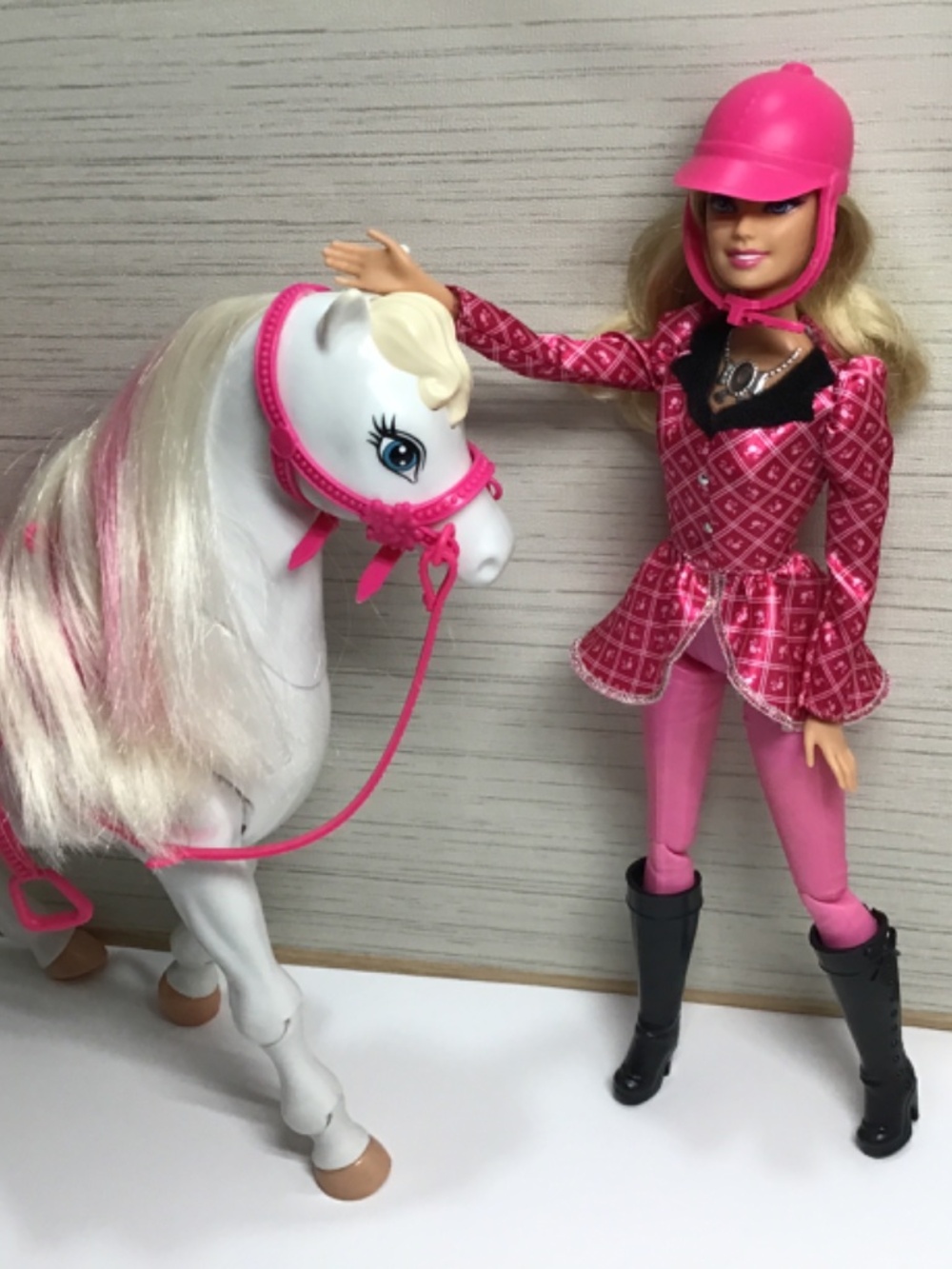 2013 Barbie Doll Pony Tale Sister Horse - Picture 5 of 10
